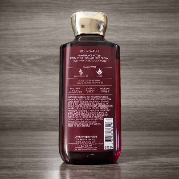 Bath & Body Works Forever Red Body Wash Gel 10 oz Rich Vanilla Rum, Oak Wood NEW - Picture 2 of 4